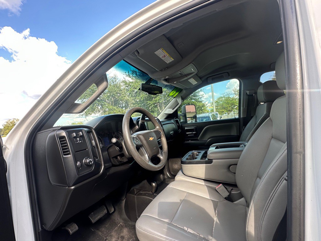 2018 Chevrolet Silverado 1500 Image 11