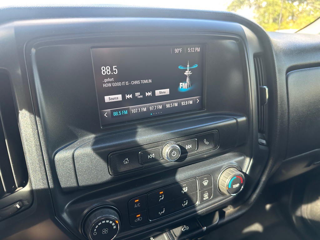 2018 Chevrolet Silverado 1500 Image 17