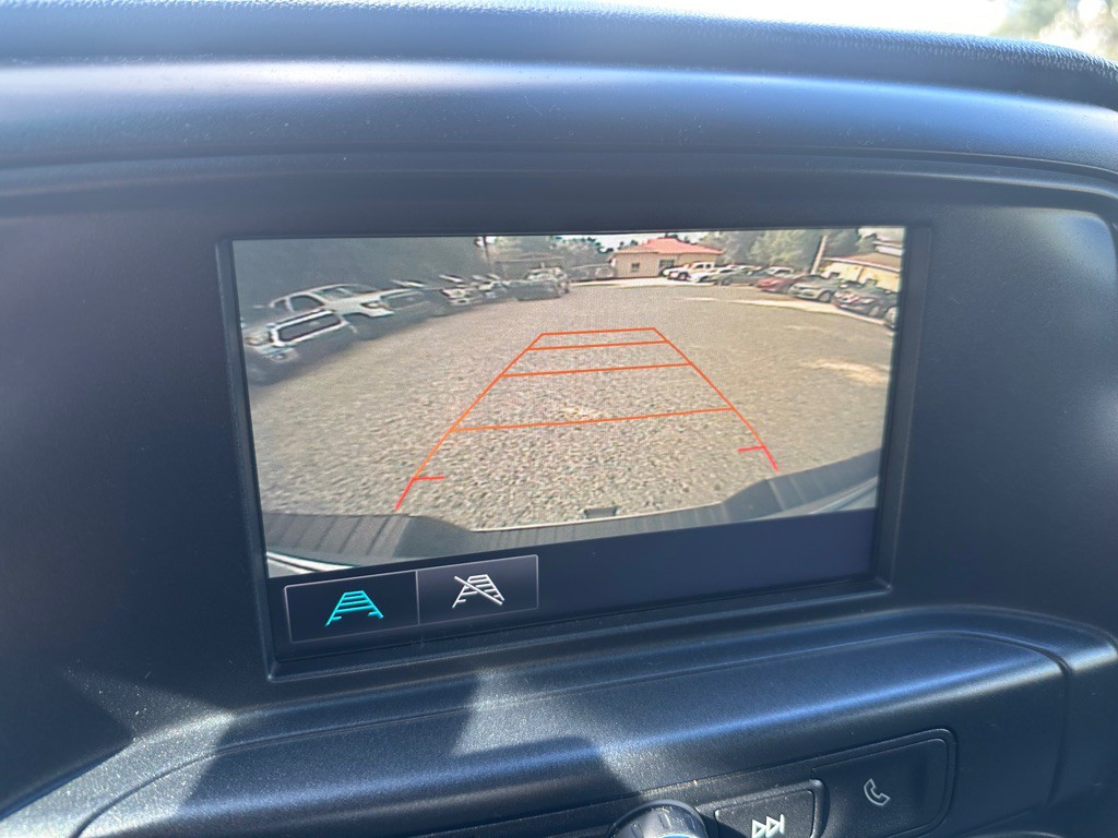 2018 Chevrolet Silverado 1500 Image 18