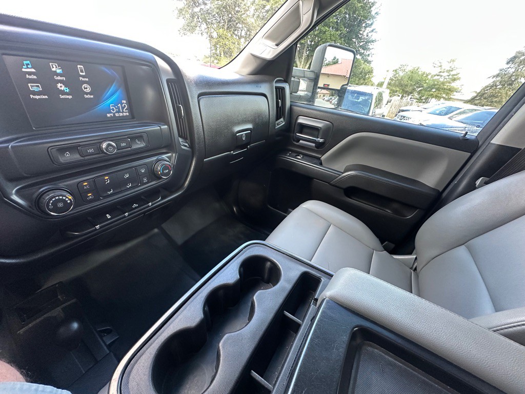 2018 Chevrolet Silverado 1500 Image 21