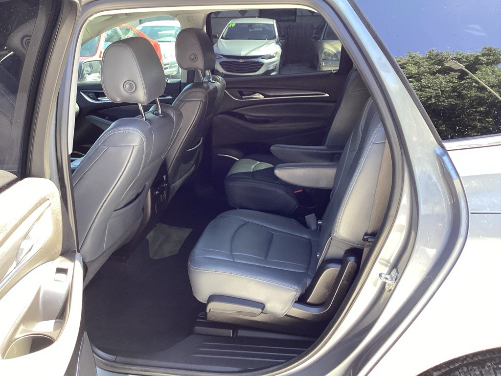 2019 Buick Enclave Image 11