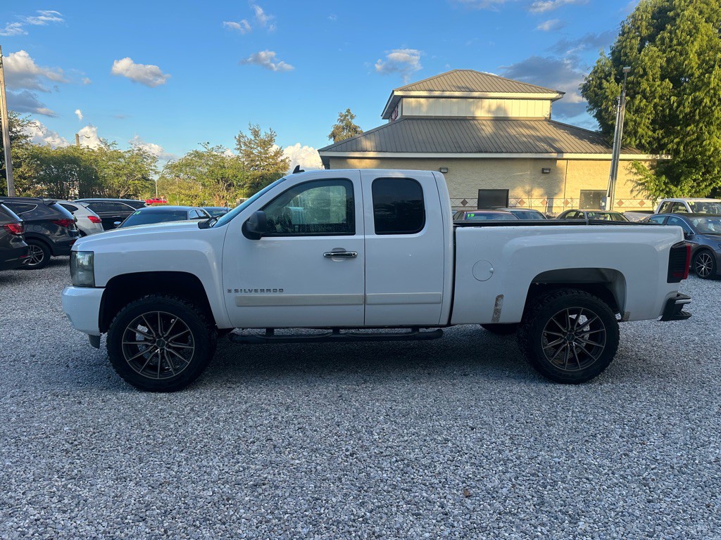 2008 Chevrolet Silverado 1500 Image 6