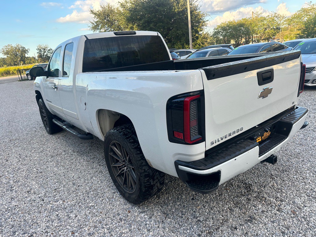 2008 Chevrolet Silverado 1500 Image 8