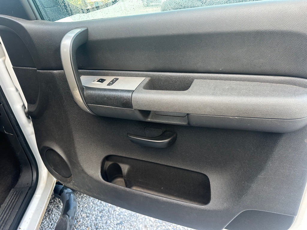 2008 Chevrolet Silverado 1500 Image 32