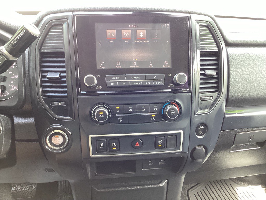 2022 Nissan Titan Image 14
