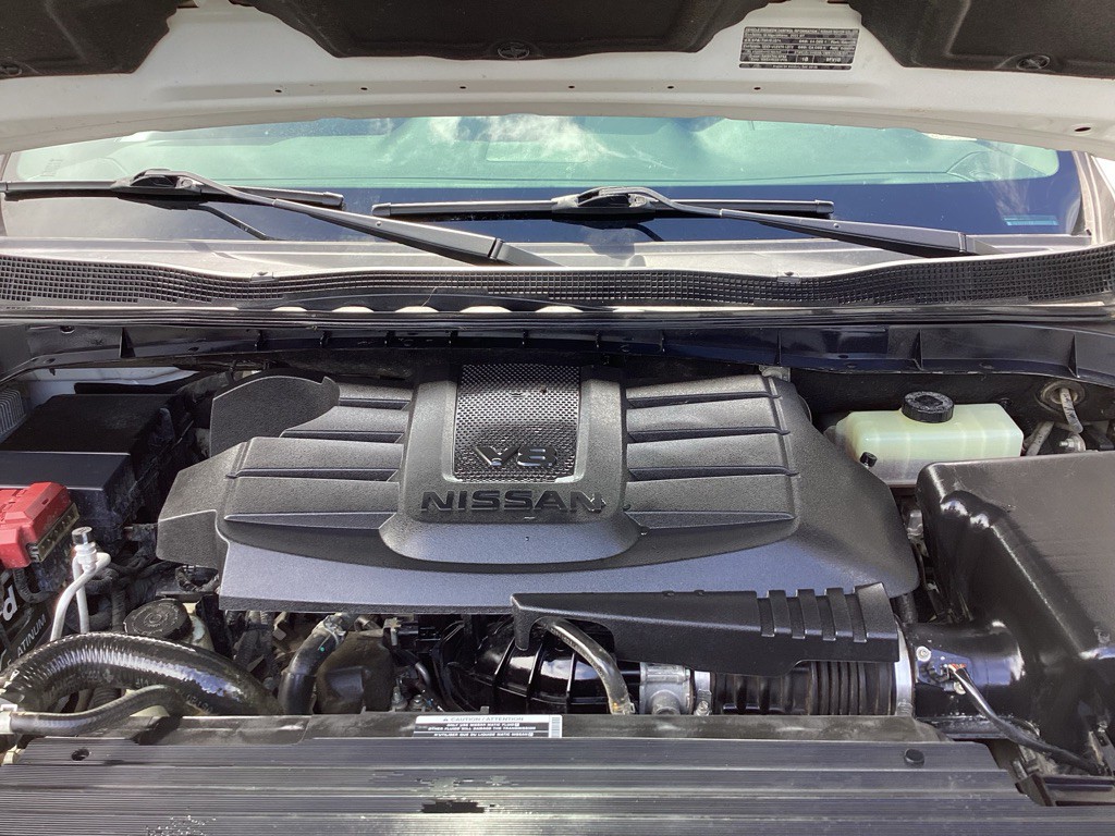 2022 Nissan Titan Image 23