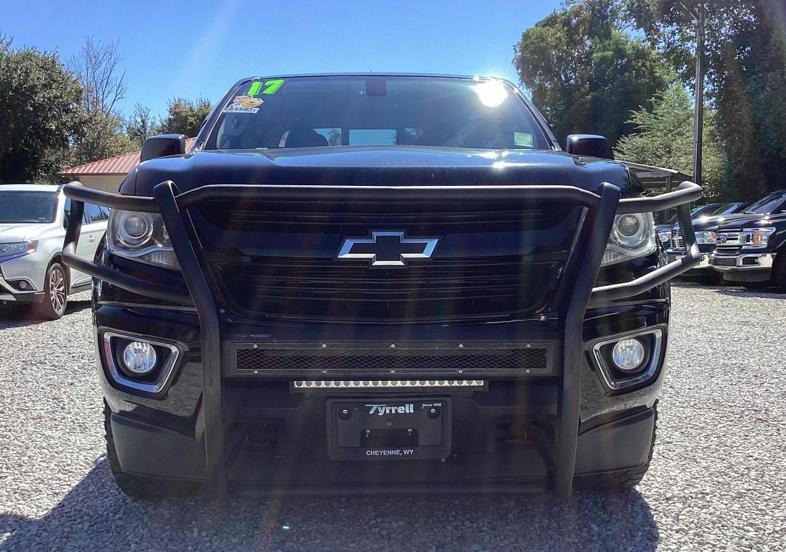 2017 Chevrolet Colorado Image 2