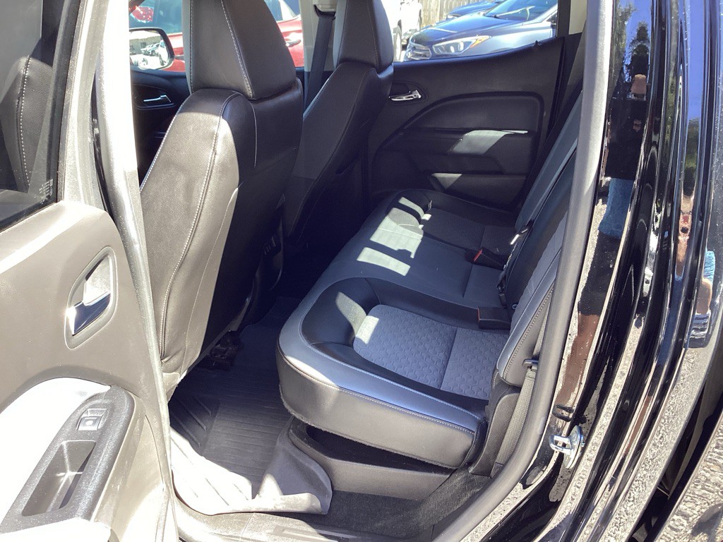 2017 Chevrolet Colorado Image 12