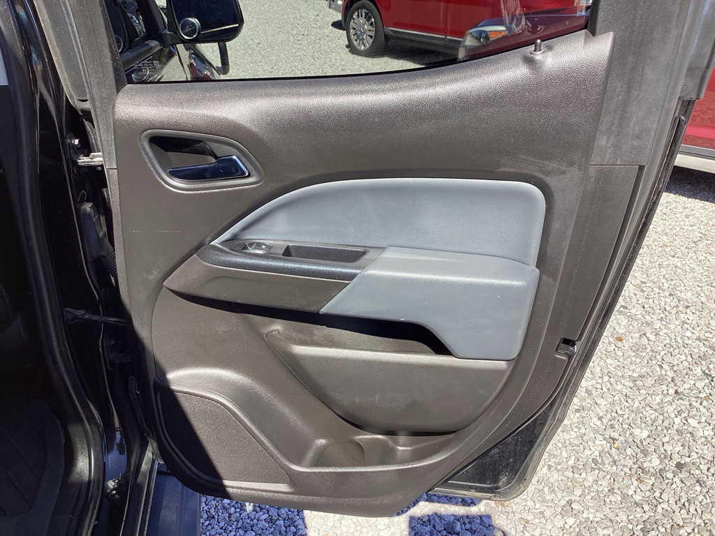 2017 Chevrolet Colorado Image 28