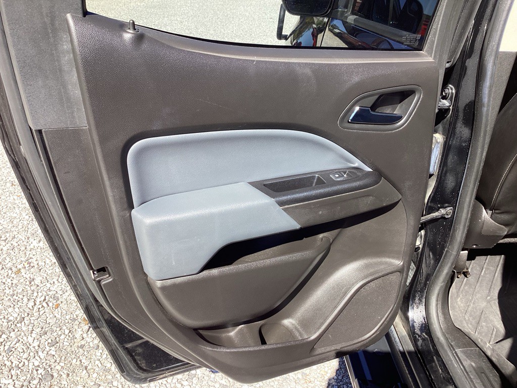 2017 Chevrolet Colorado Image 29