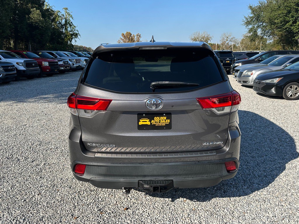 2018 Toyota Highlander Image 4