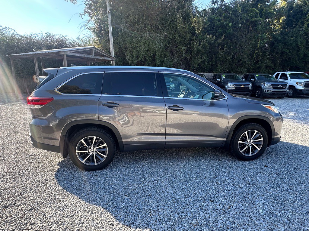 2018 Toyota Highlander Image 7