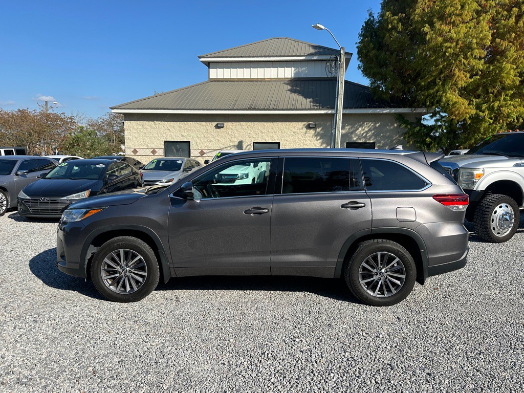 2018 Toyota Highlander Image 8
