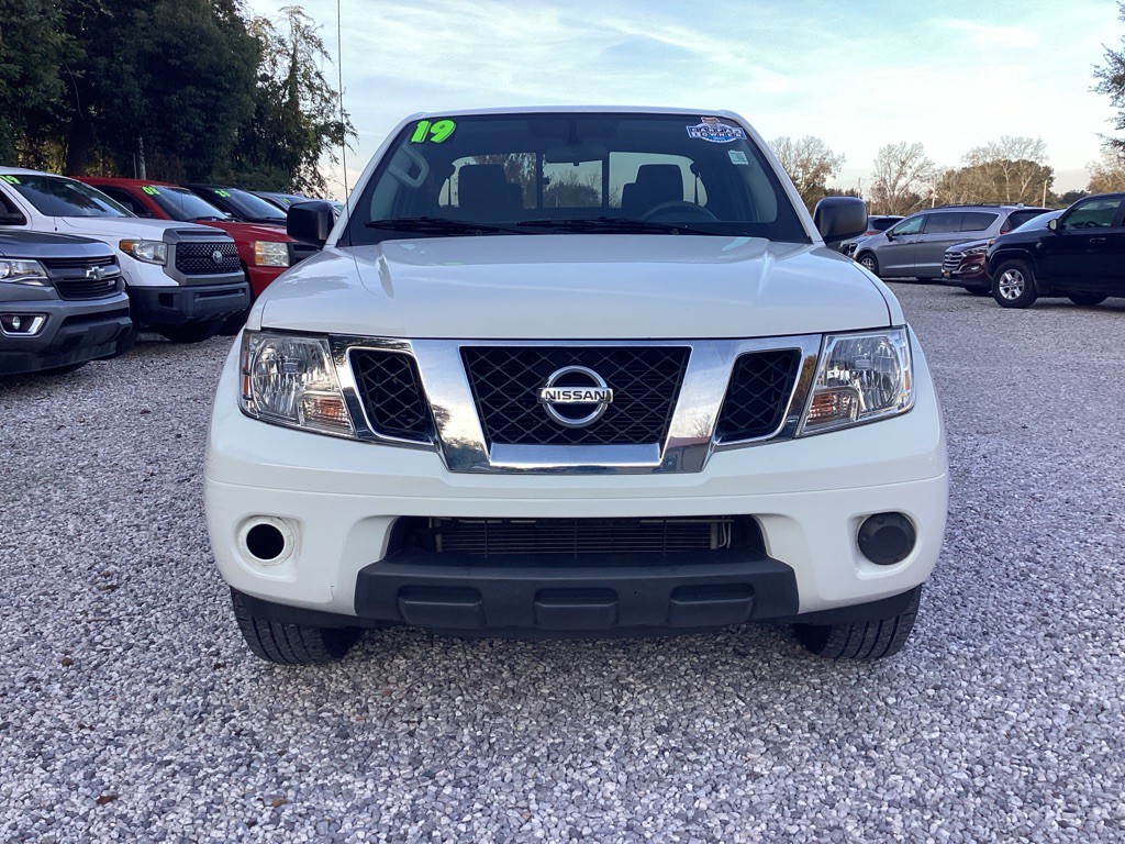 2019 Nissan Frontier Image 8