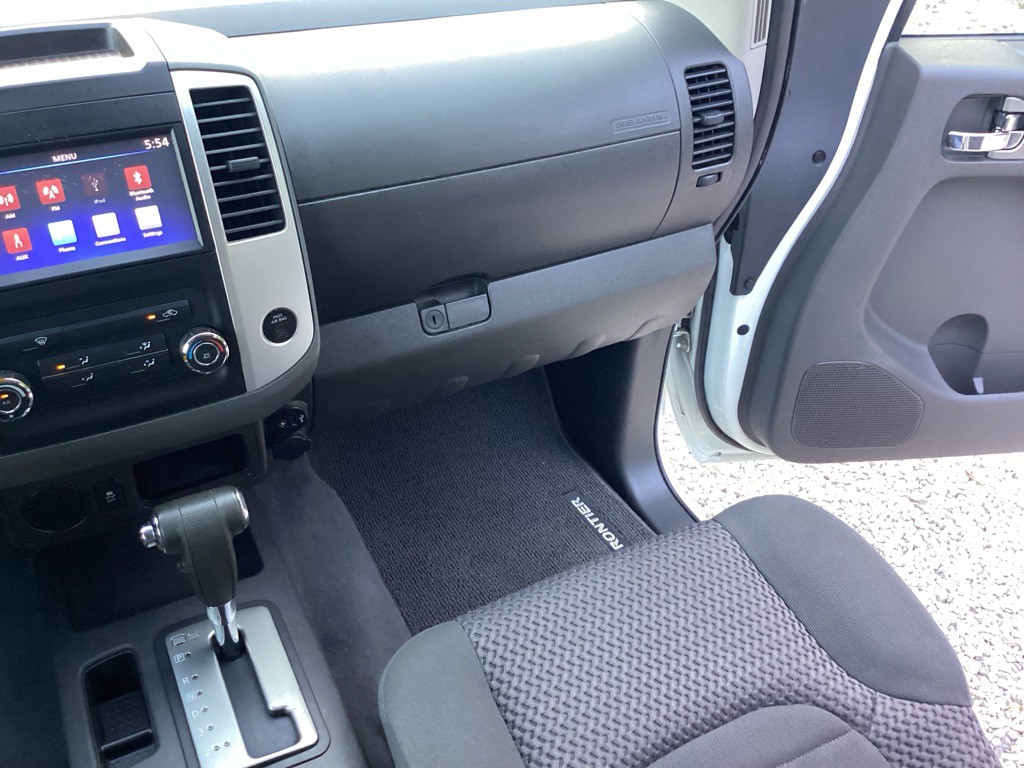 2019 Nissan Frontier Image 13