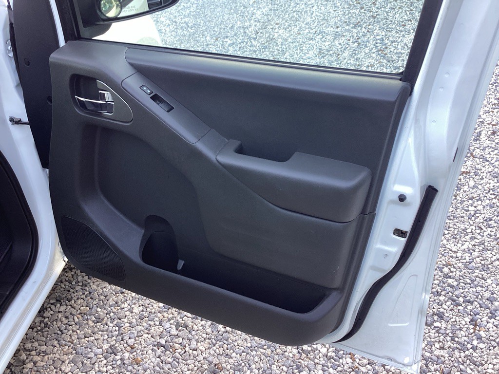 2019 Nissan Frontier Image 20