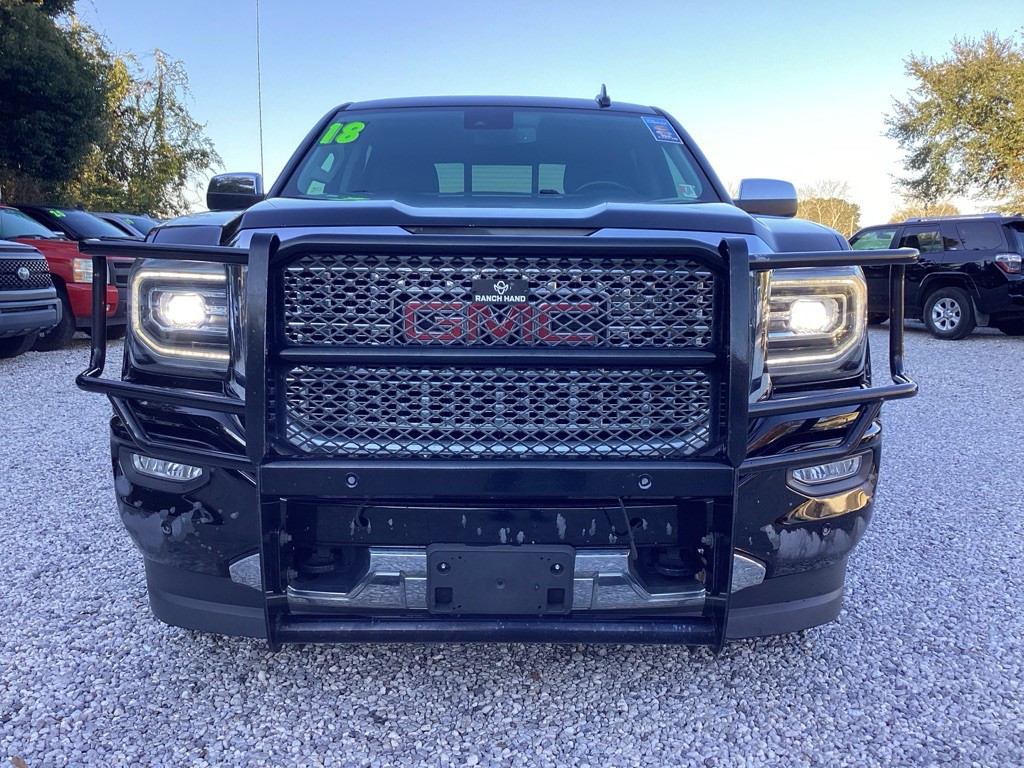 2018 GMC Sierra Image 2