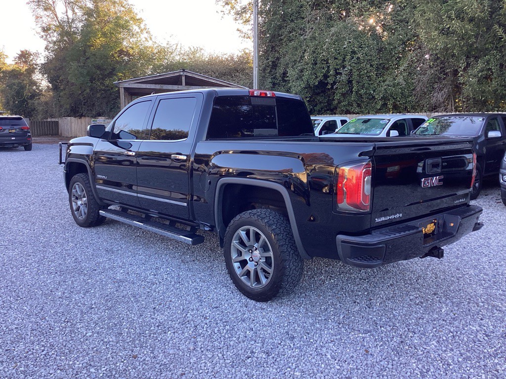 2018 GMC Sierra Image 4
