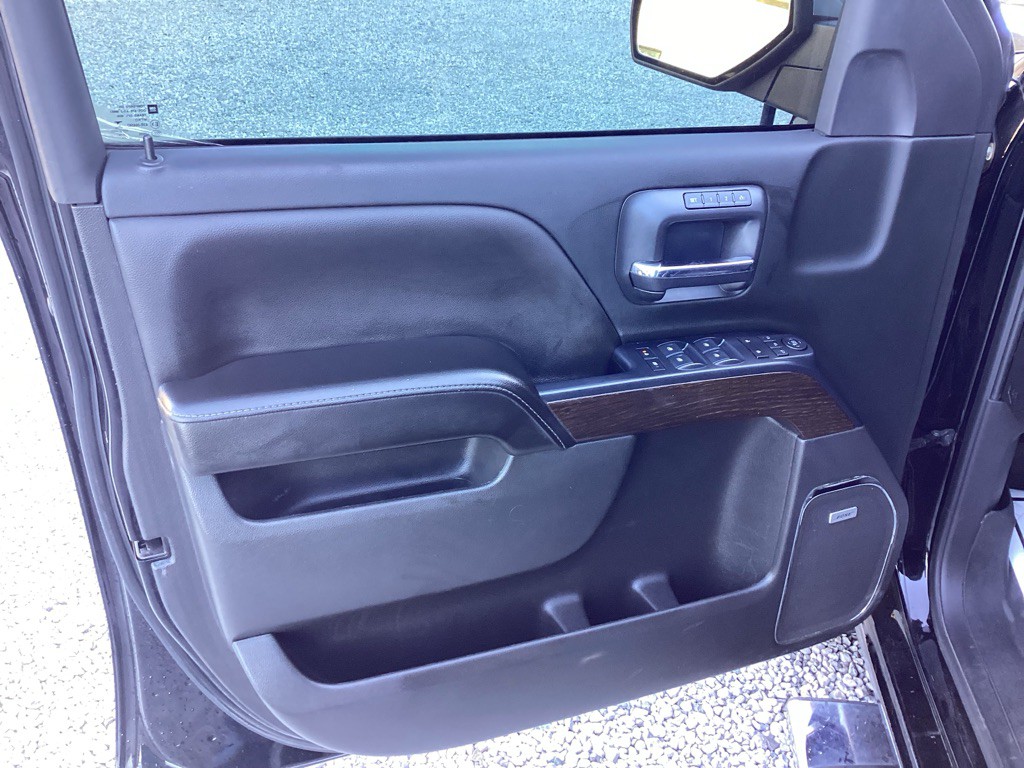 2018 GMC Sierra Image 21