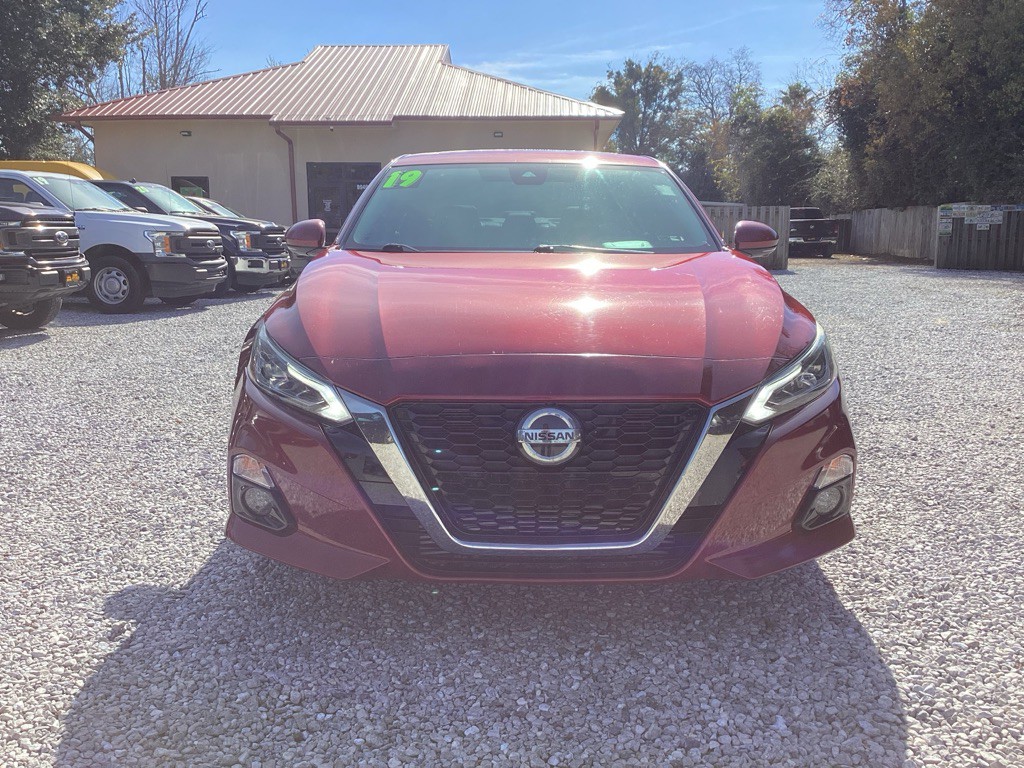 2019 Nissan Altima Image 2