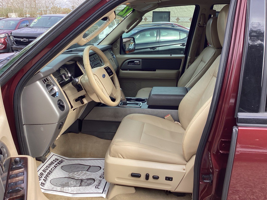 2012 Ford Expedition Image 9