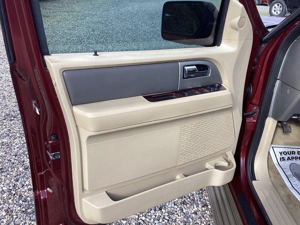 2012 Ford Expedition Image 15