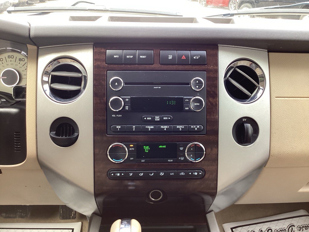 2012 Ford Expedition Image 21