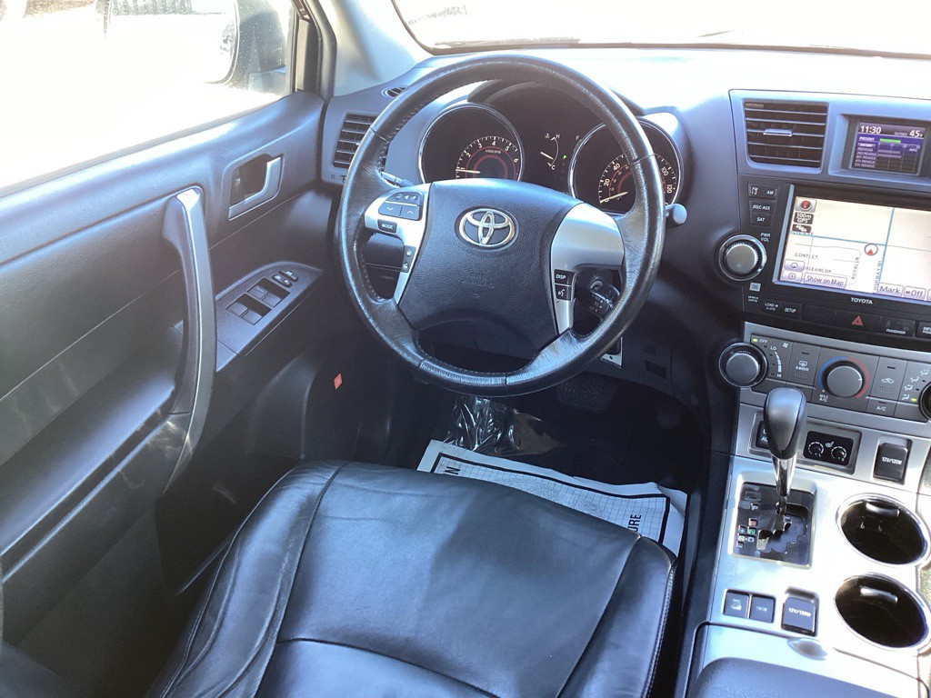 2012 Toyota Highlander Image 15
