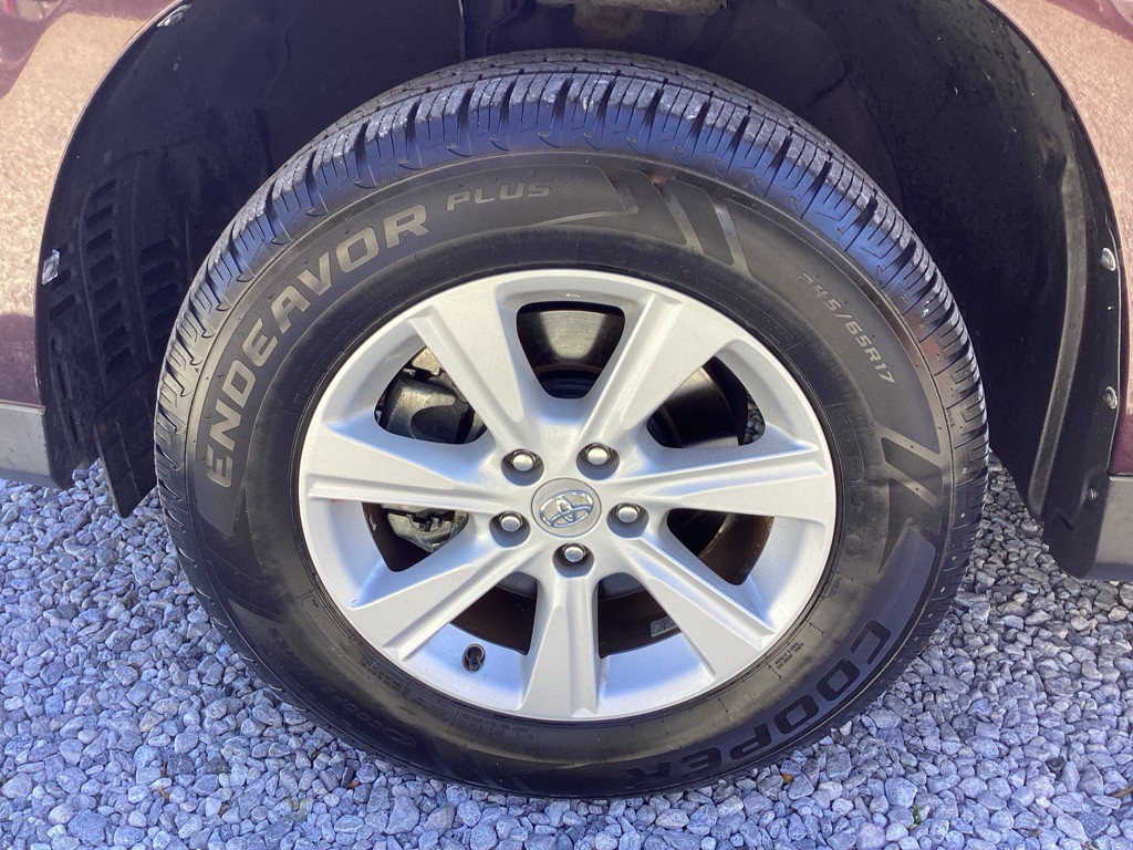 2012 Toyota Highlander Image 26