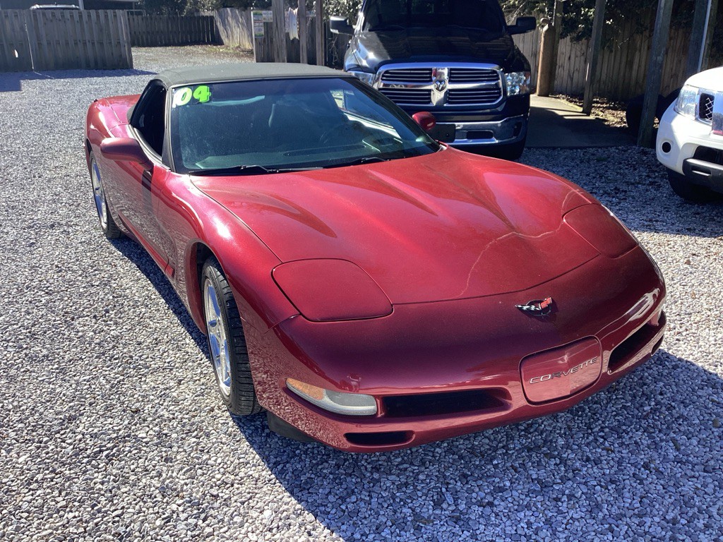 2004 Chevrolet Corvette Image 10