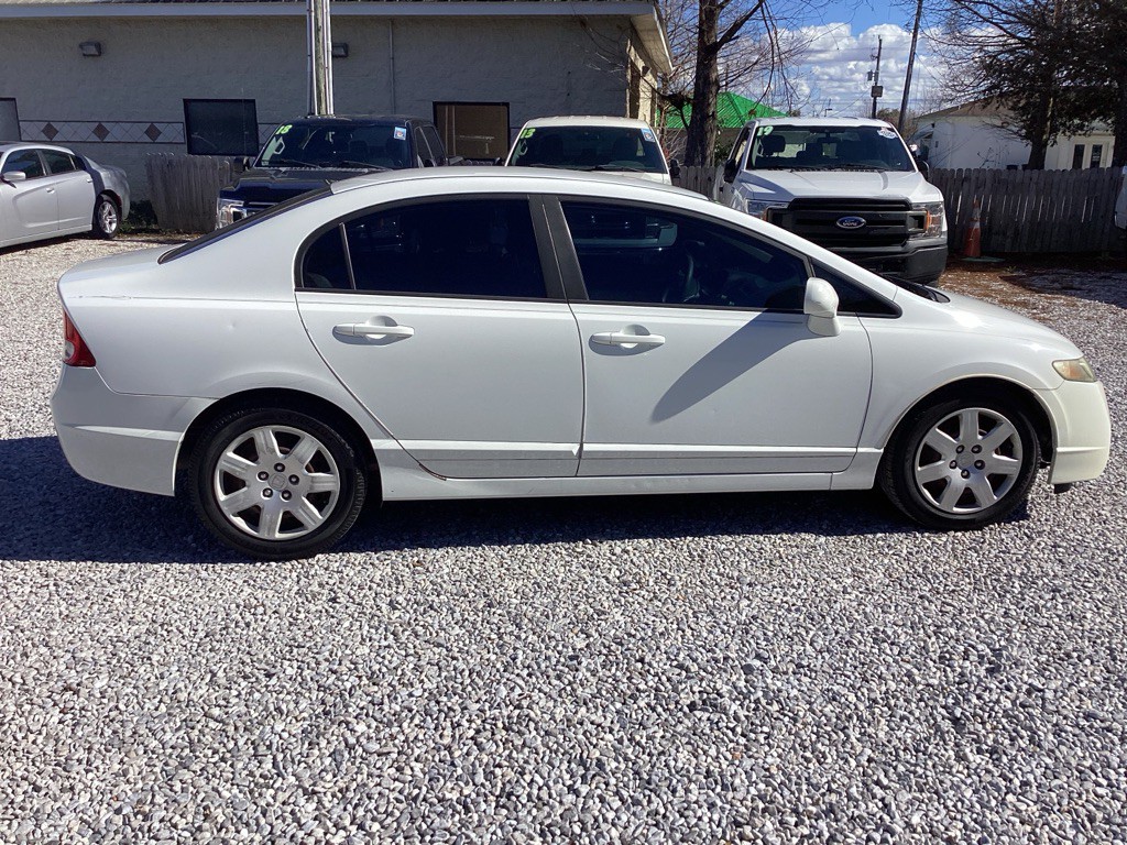 2011 Honda Civic Image 8