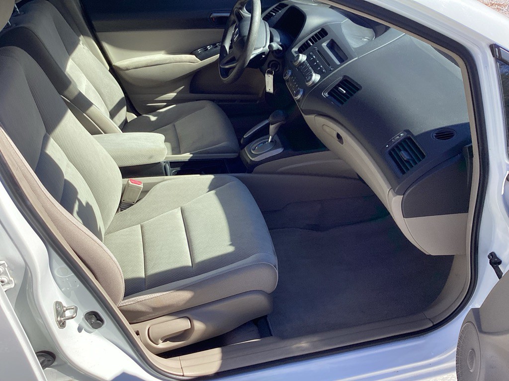 2011 Honda Civic Image 10