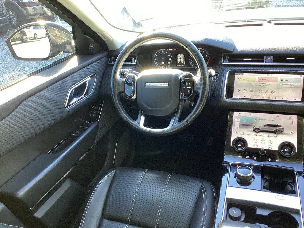 2018 Land Rover Range Rover Image 16