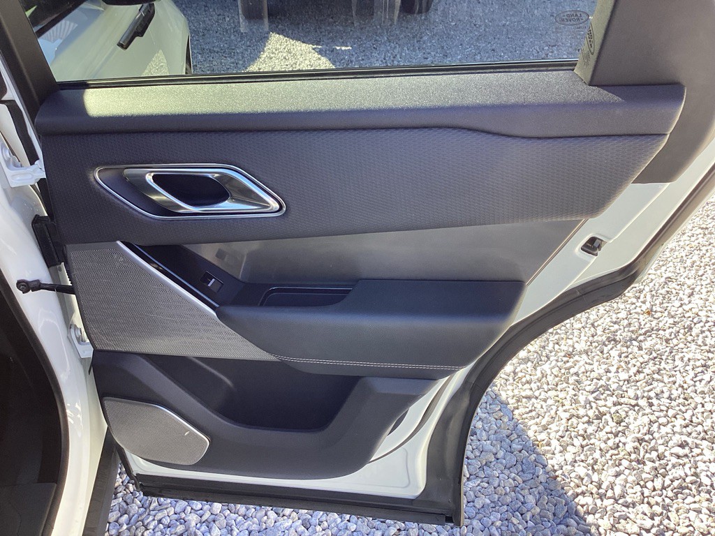 2018 Land Rover Range Rover Image 28