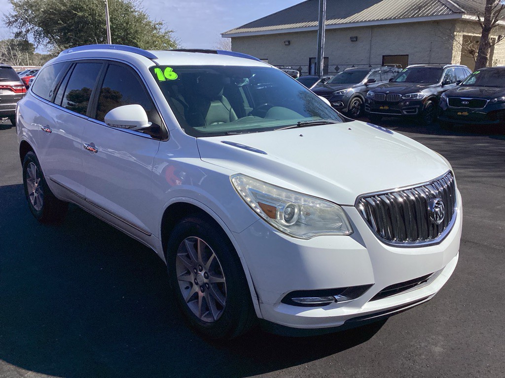 2016 Buick Enclave Image 1
