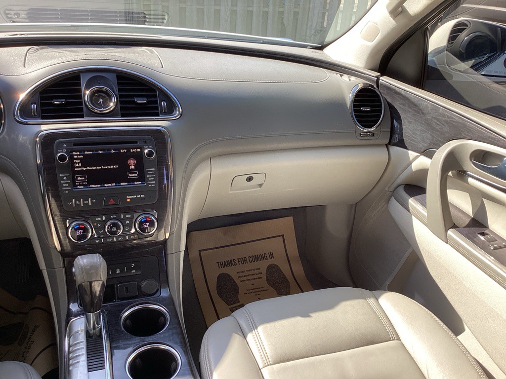 2016 Buick Enclave Image 17