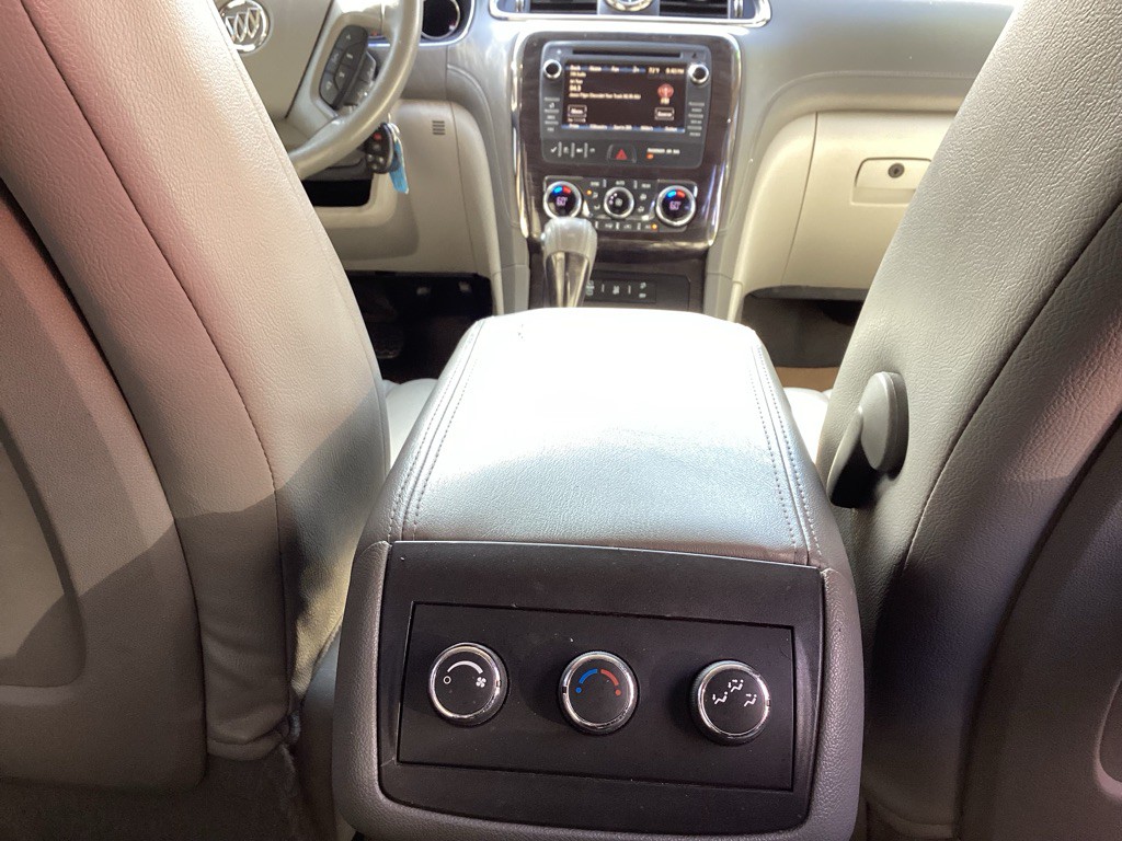 2016 Buick Enclave Image 20