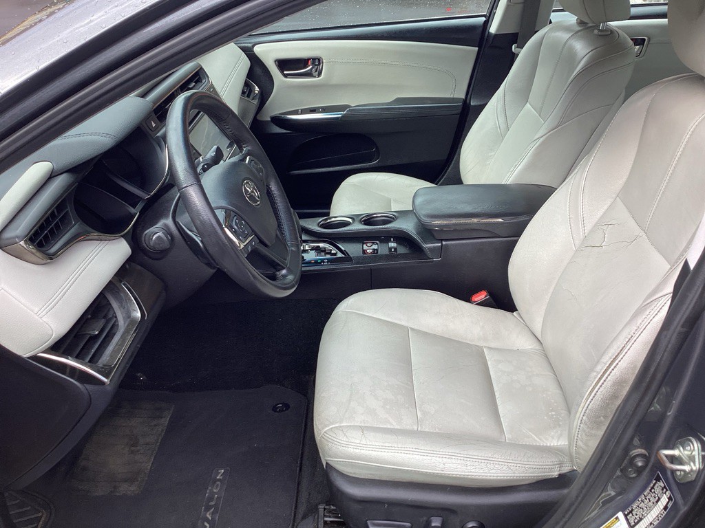 2018 Toyota Avalon Image 9