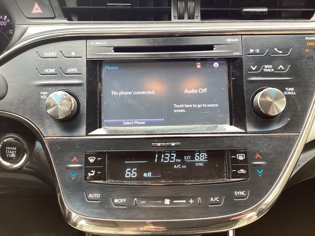 2018 Toyota Avalon Image 18