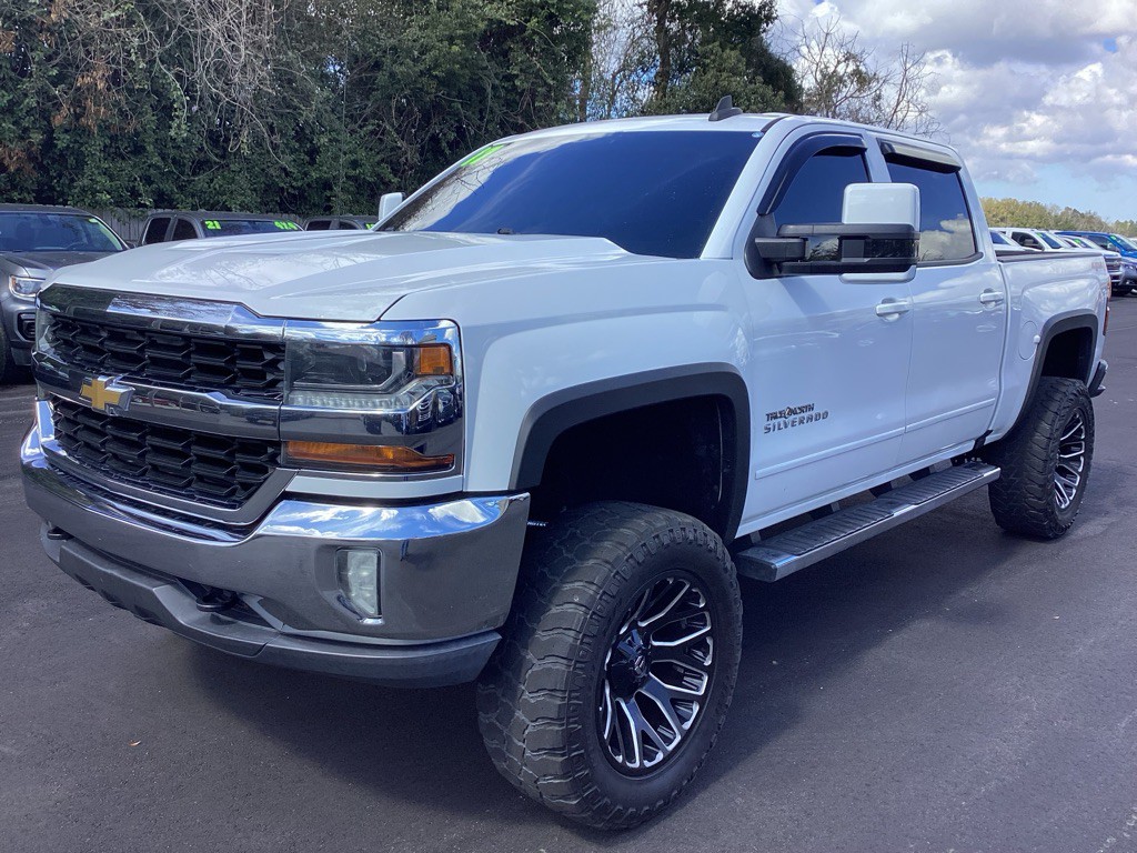 2017 Chevrolet Silverado 1500 Image 3
