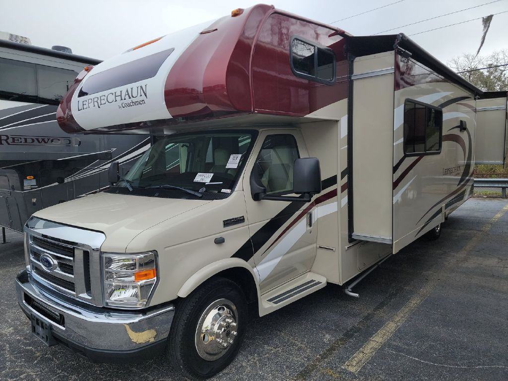 2020 Ford Econoline Image 1