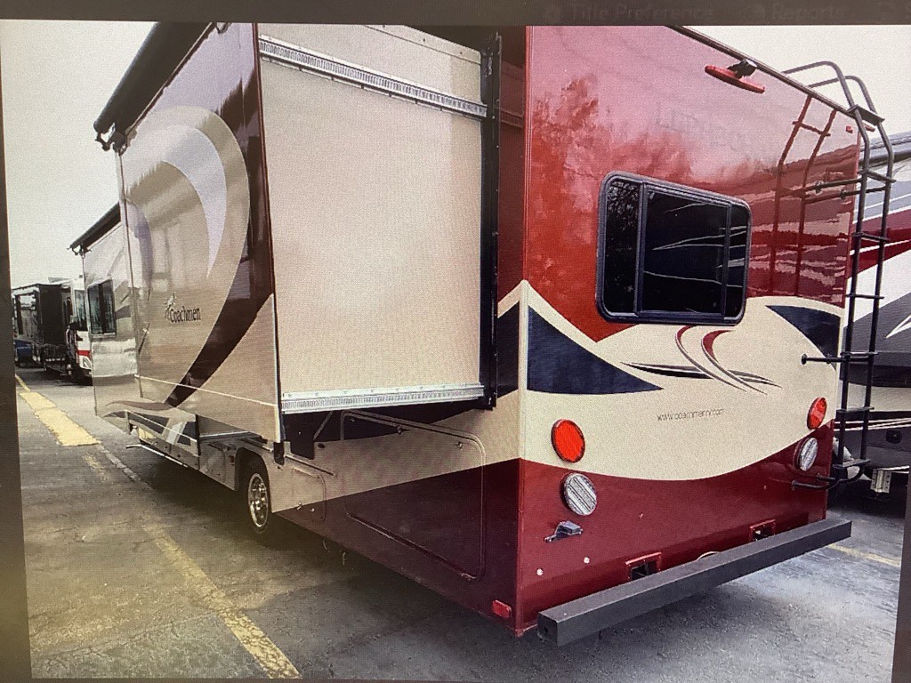 2020 Ford Econoline Image 3