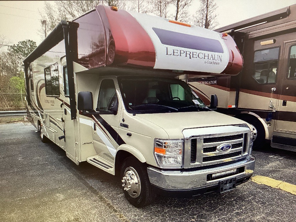 2020 Ford Econoline Image 4