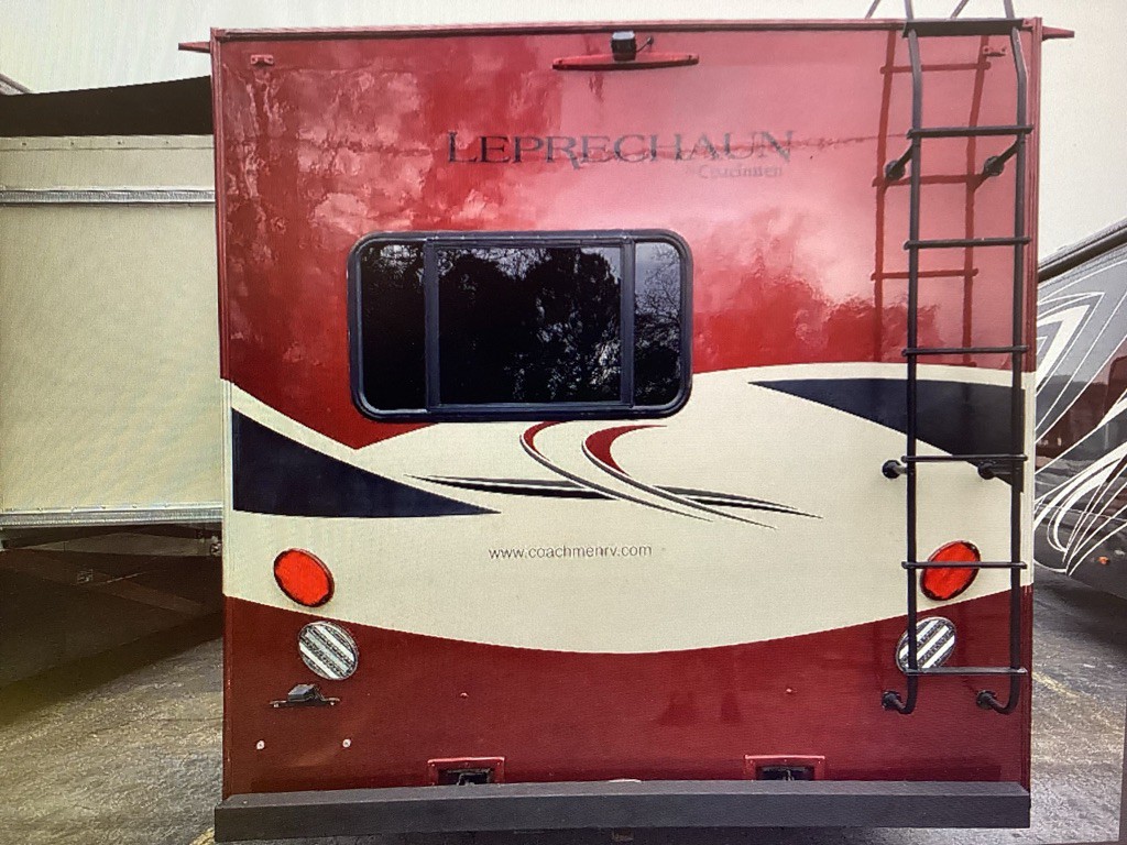 2020 Ford Econoline Image 13