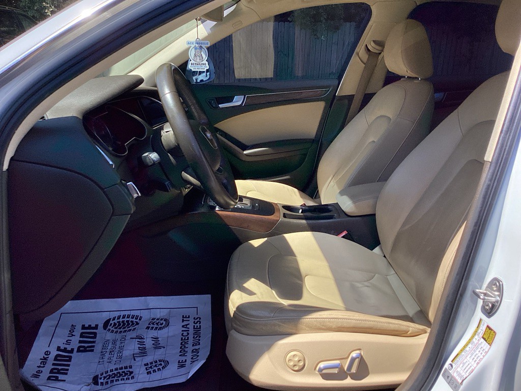 2015 Audi A4 Image 9