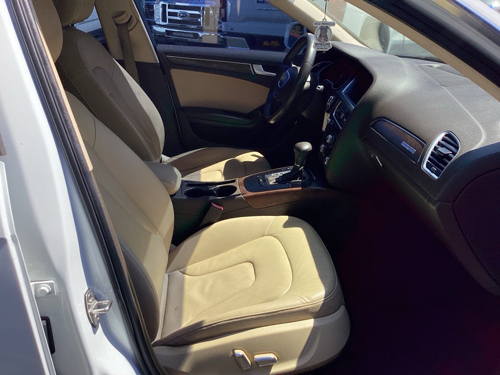 2015 Audi A4 Image 10