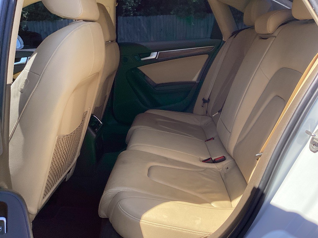 2015 Audi A4 Image 11