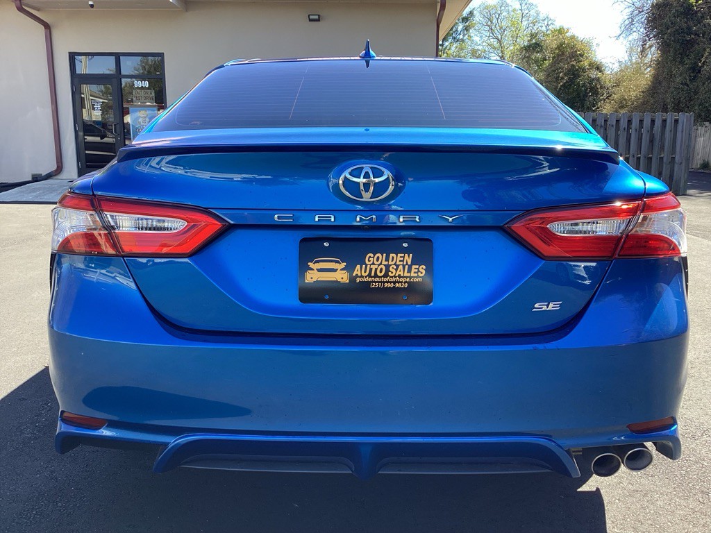 2020 Toyota Camry Image 6
