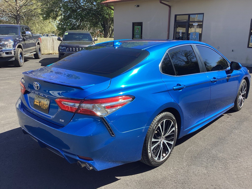 2020 Toyota Camry Image 7