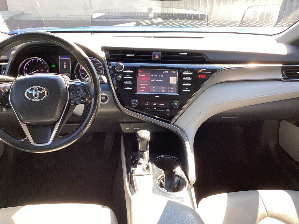 2020 Toyota Camry Image 13